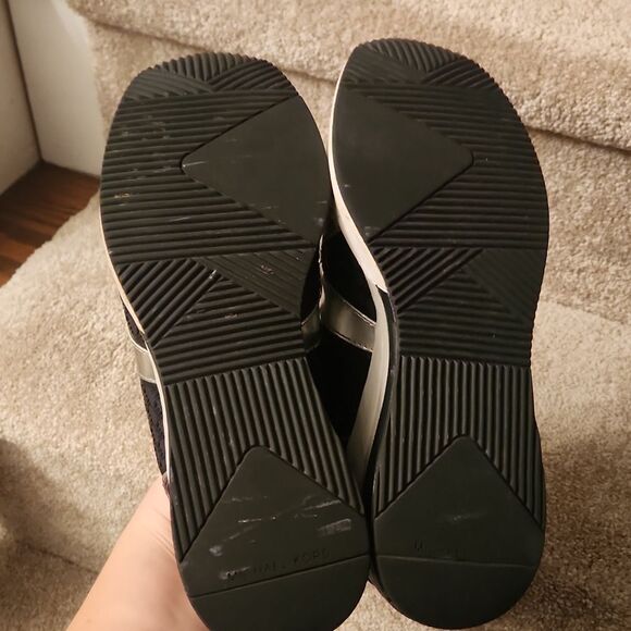 Michael Kors Women's "Liv" Black White & Silver Trainers w/ Inner Wedge Size 7.5 - Picture 14 of 16